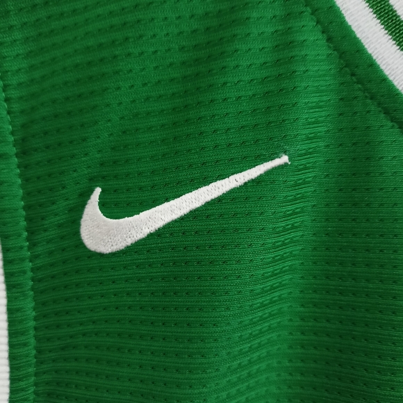 NBA Boston Celtics Nike Kyrie Irving Jersey - Green - Picture 5 of 7